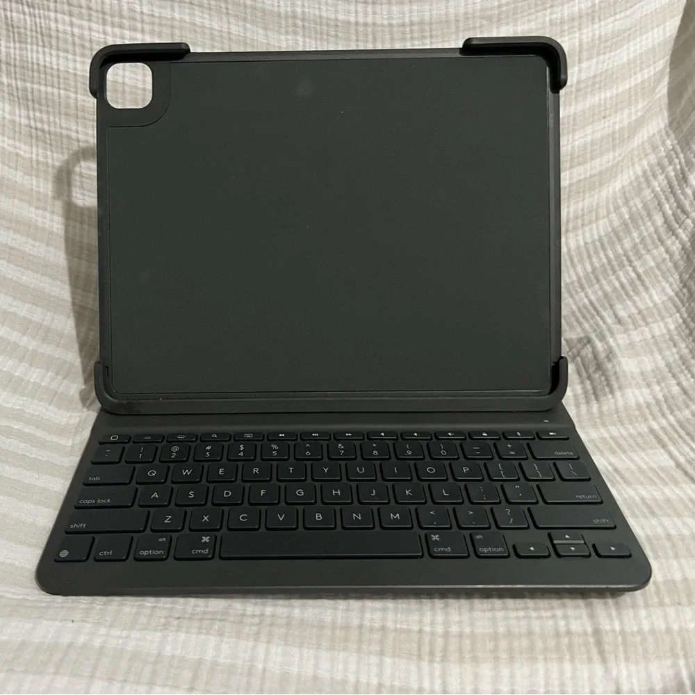 Logitech Slim Folio Pro